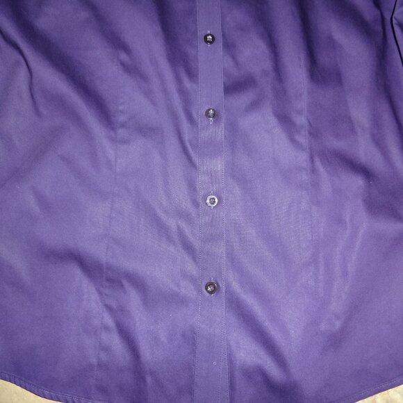 Chico's Purple/Plum Wrinkle-Resistant Long Sleeve Button-Front Woman Shirt 1-M/8 - Picture 7 of 9